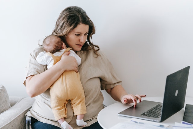 The Secret to Being the Best Mom Ever — The Multitasking Mom